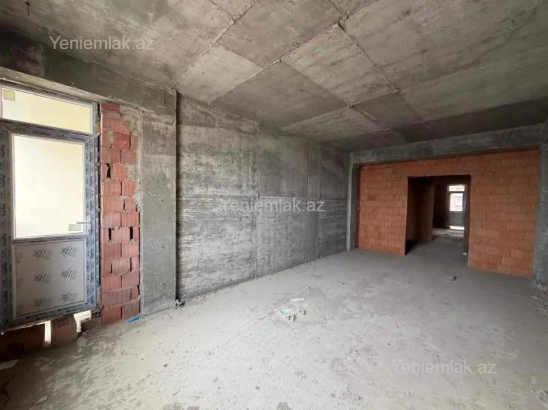 Satılır 3 otaqlı yeni tikili 135 m²