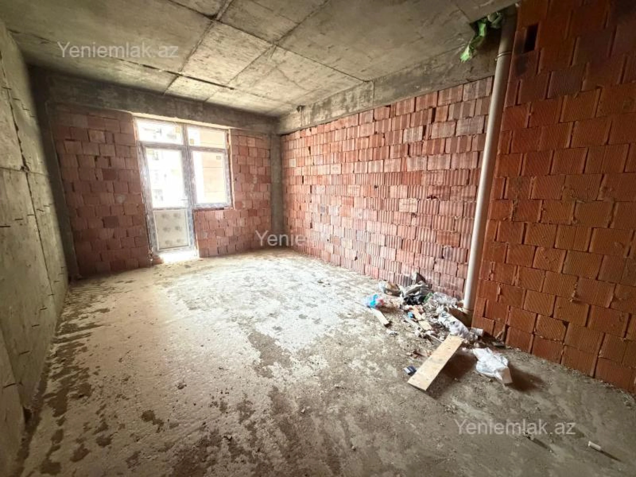 Satılır 3 otaqlı yeni tikili 135 m²