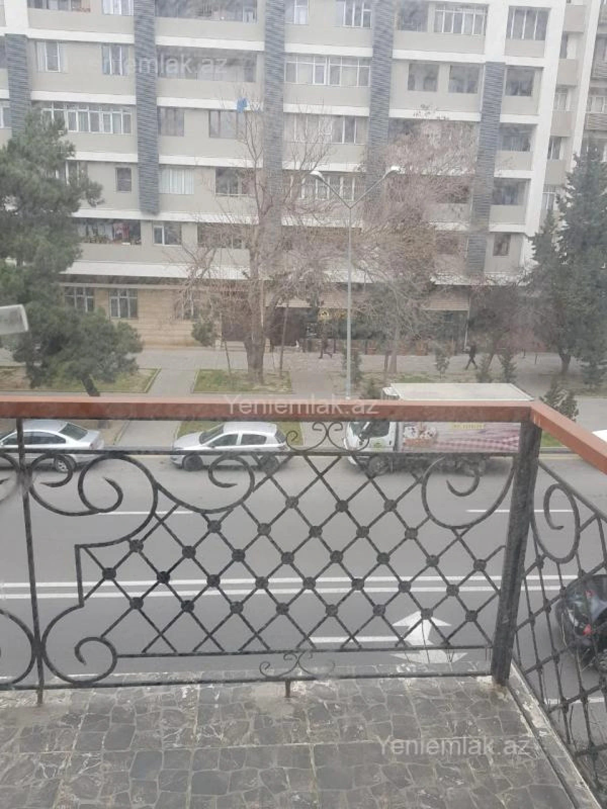 Satılır 3 otaqlı köhnə tikili 85 m²