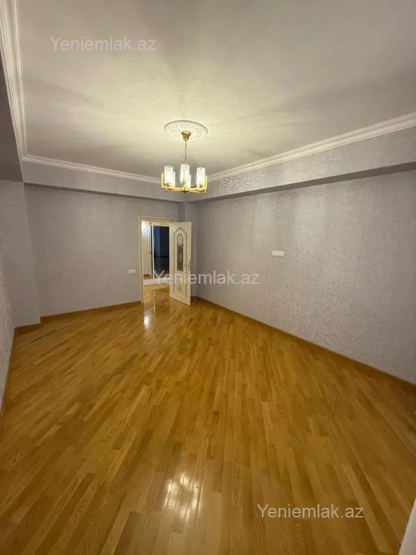Satılır 3 otaqlı yeni tikili 137 m²
