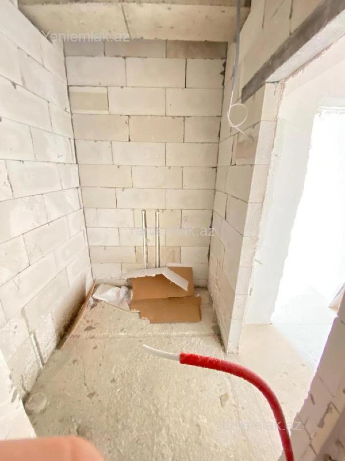 Satılır 2 otaqlı yeni tikili 94.5 m²