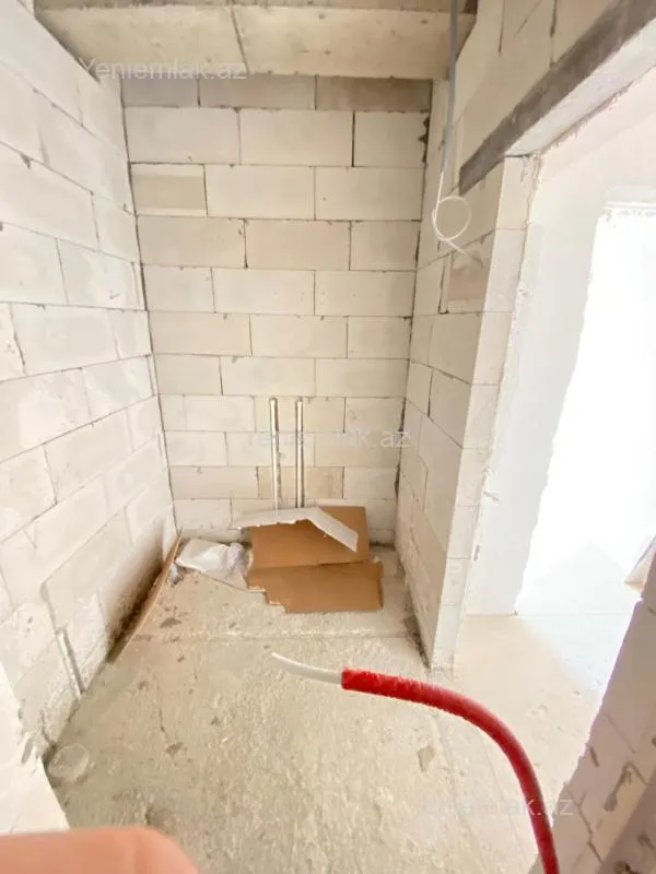 Satılır 2 otaqlı yeni tikili 94.5 m²