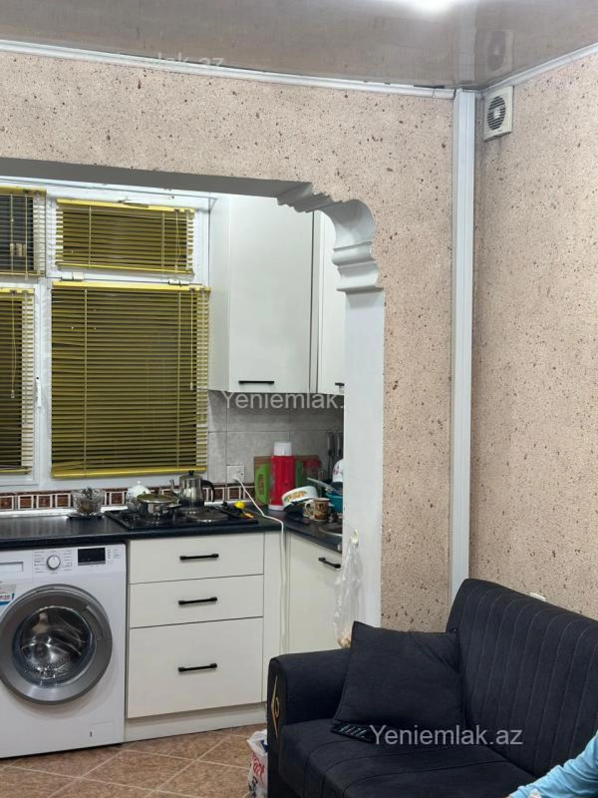 Satılır 2 otaqlı köhnə tikili 58 m²