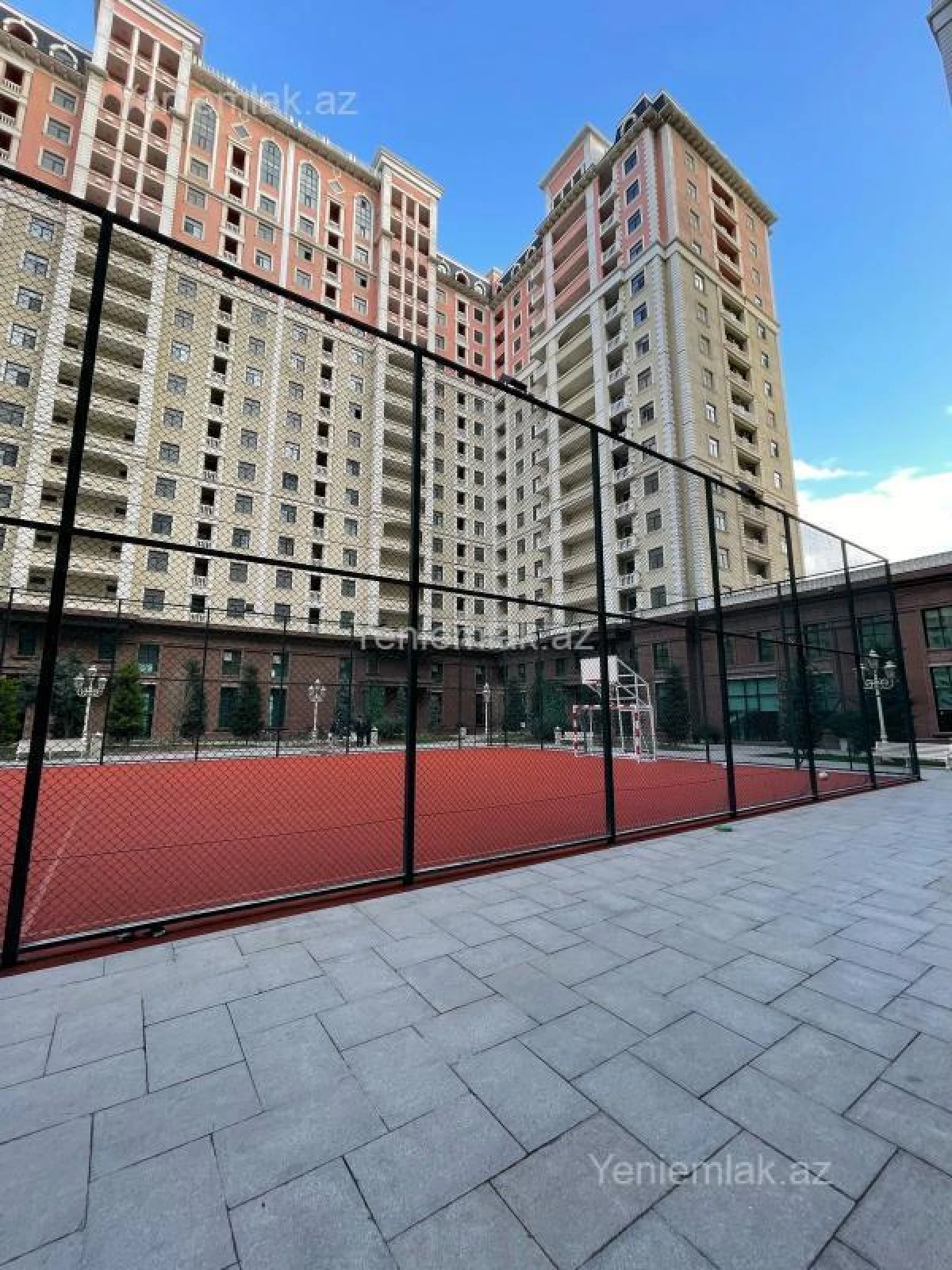 Satılır 4 otaqlı yeni tikili 162 m²