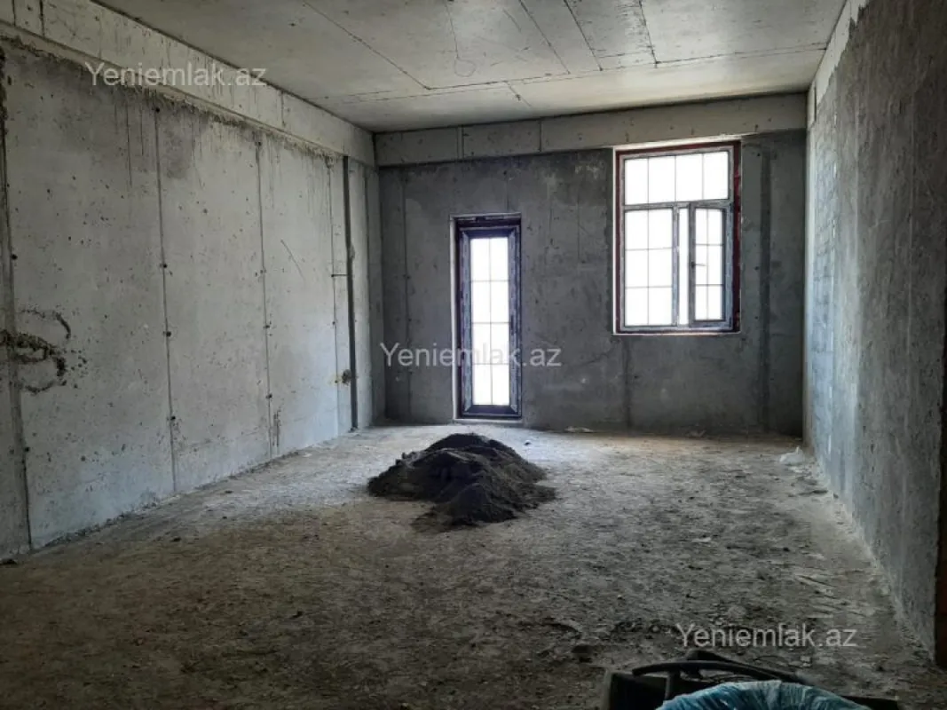 Satılır 4 otaqlı yeni tikili 162 m²