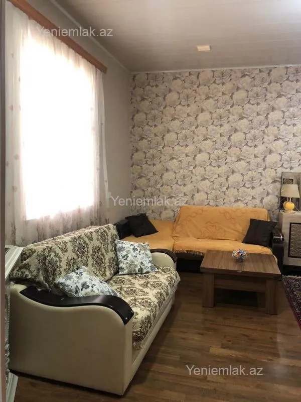 Satılır 1 otaqlı köhnə tikili 60 m²