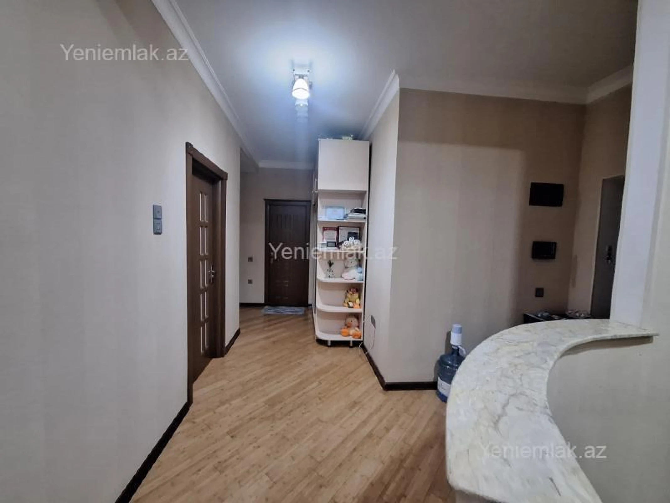 Satılır 3 otaqlı yeni tikili 100 m²