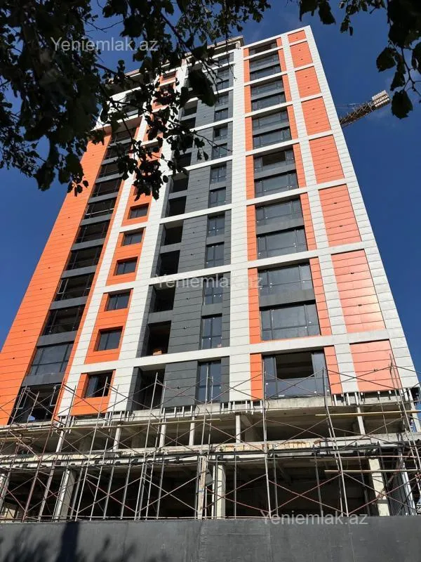 Satılır 3 otaqlı yeni tikili 147.3 m²