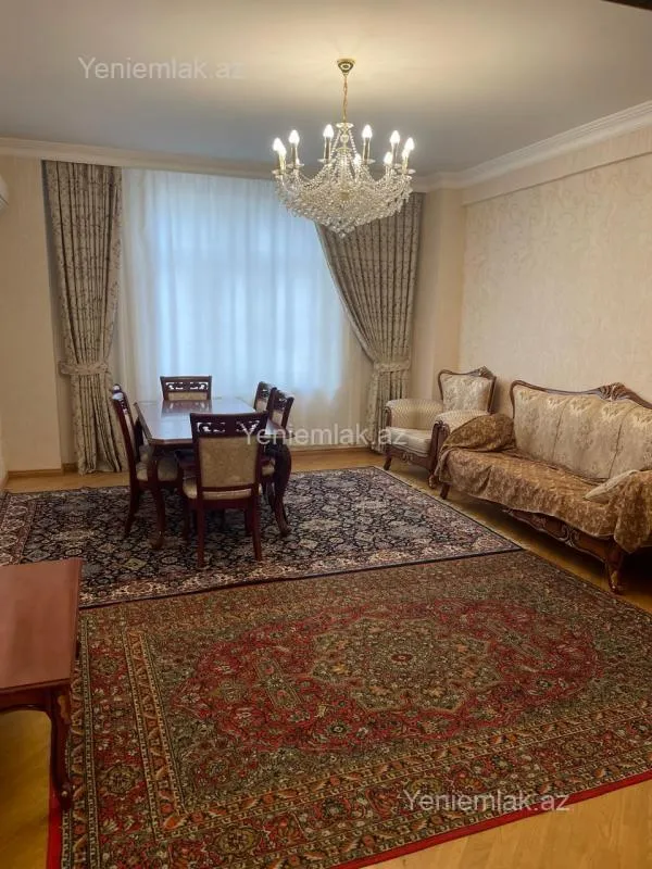 Satılır 3 otaqlı yeni tikili 105 m²