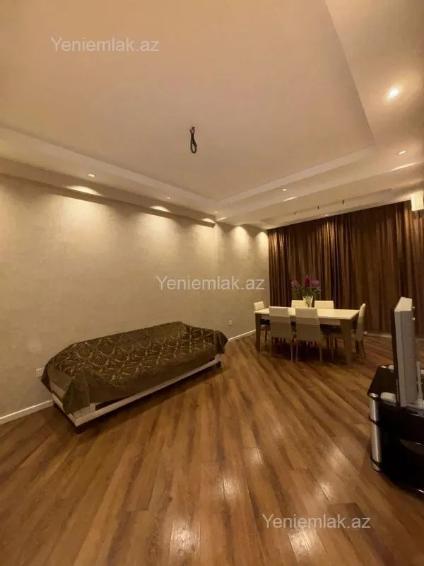 Satılır 2 otaqlı yeni tikili 63 m²