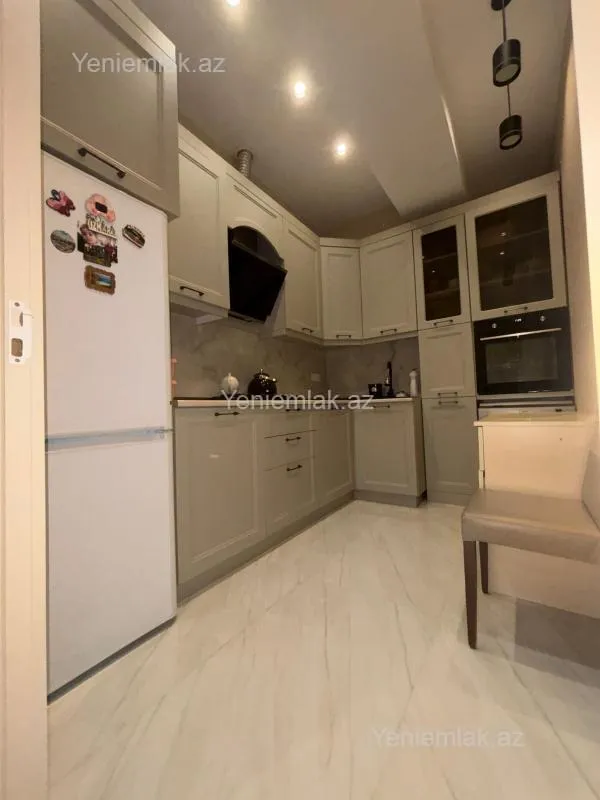 Satılır 2 otaqlı yeni tikili 63 m²