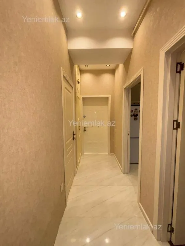 Satılır 2 otaqlı yeni tikili 63 m²