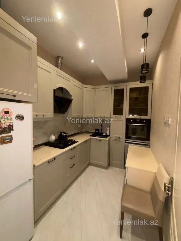 Satılır 2 otaqlı yeni tikili 63 m²