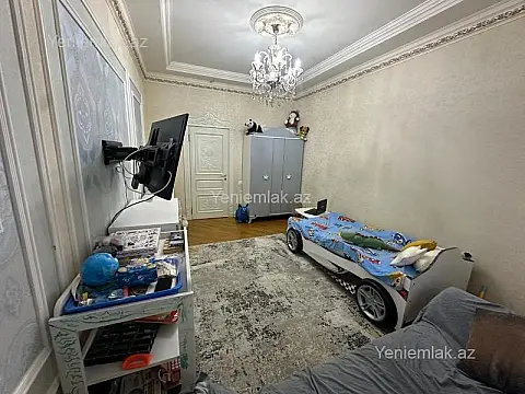 Satılır 3 otaqlı yeni tikili 140 m²