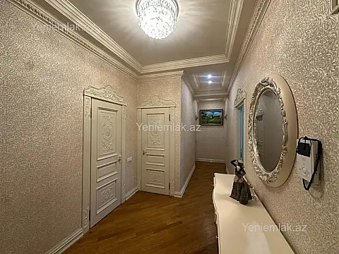 Satılır 3 otaqlı yeni tikili 140 m²