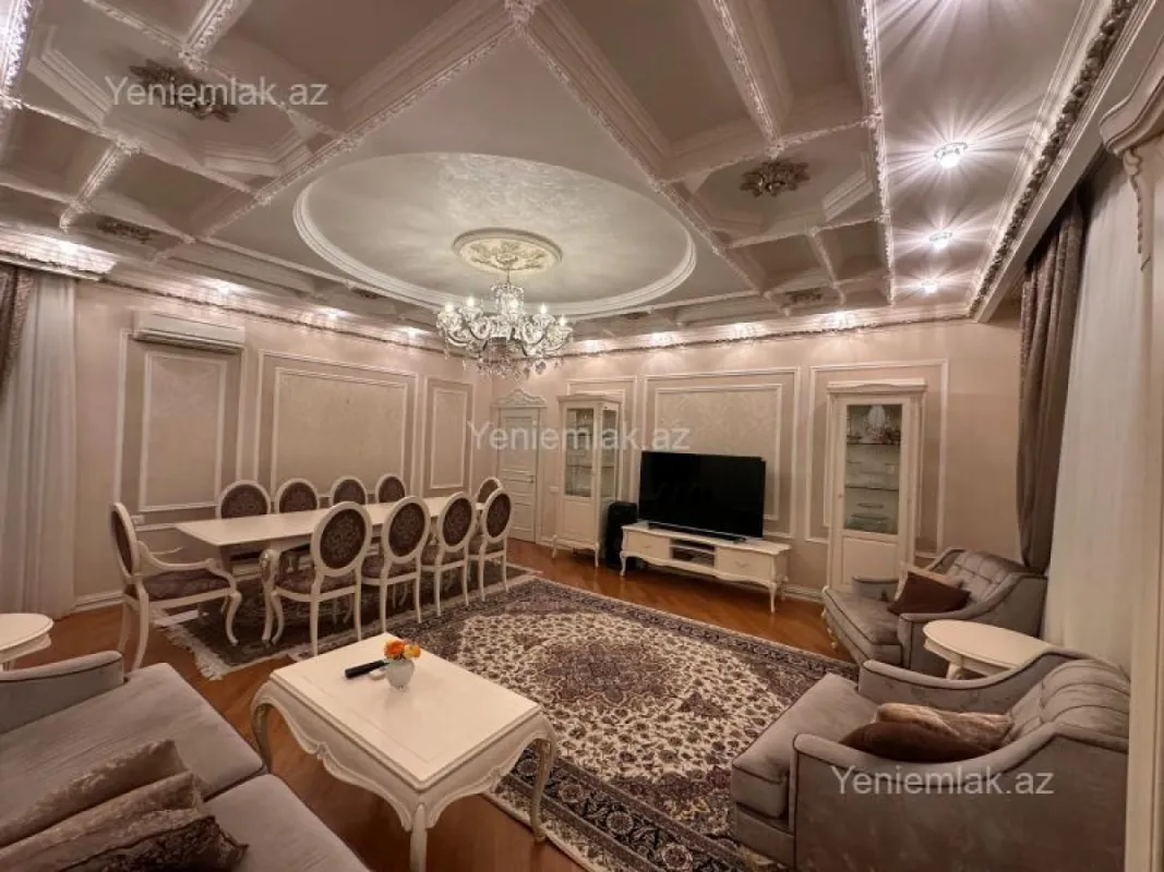 Satılır 3 otaqlı yeni tikili 140 m²