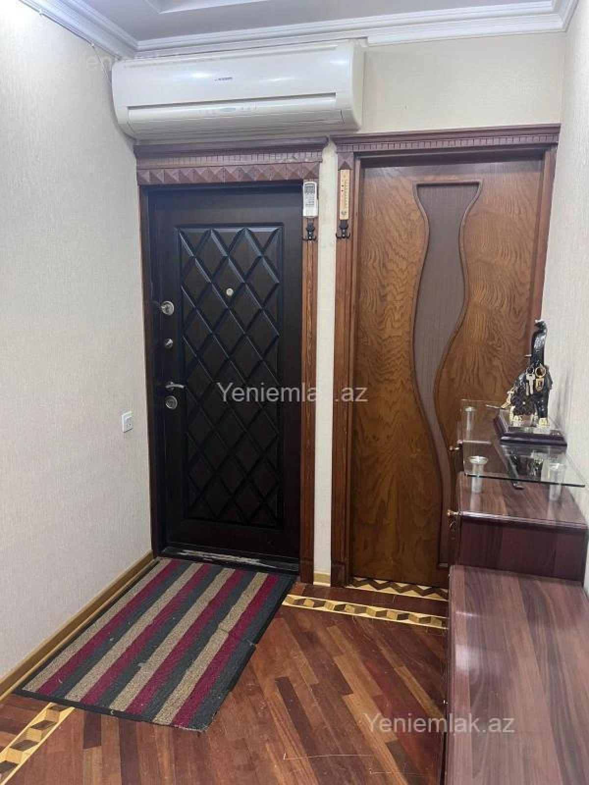 Satılır 5 otaqlı köhnə tikili 120 m²
