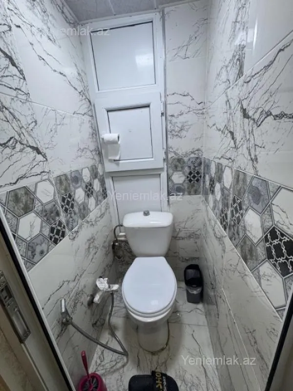 Satılır 3 otaqlı köhnə tikili 85 m²