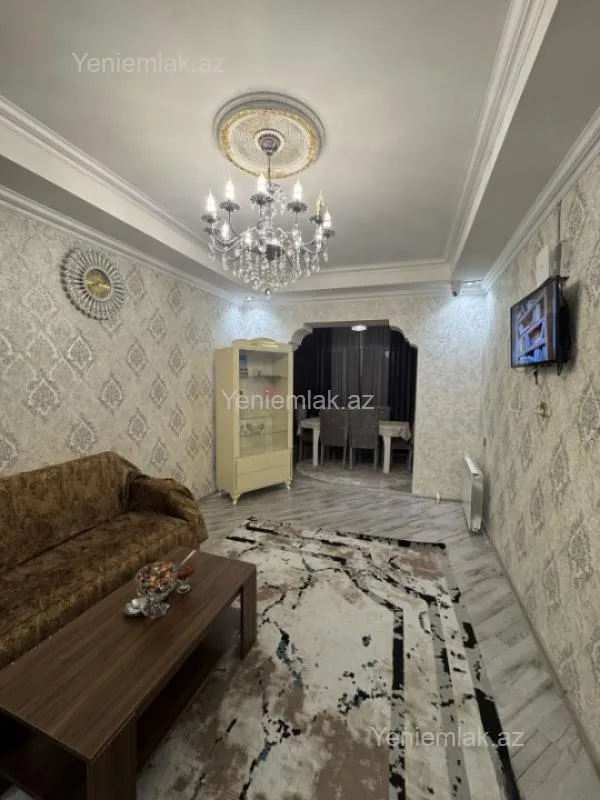 Satılır 3 otaqlı köhnə tikili 85 m²