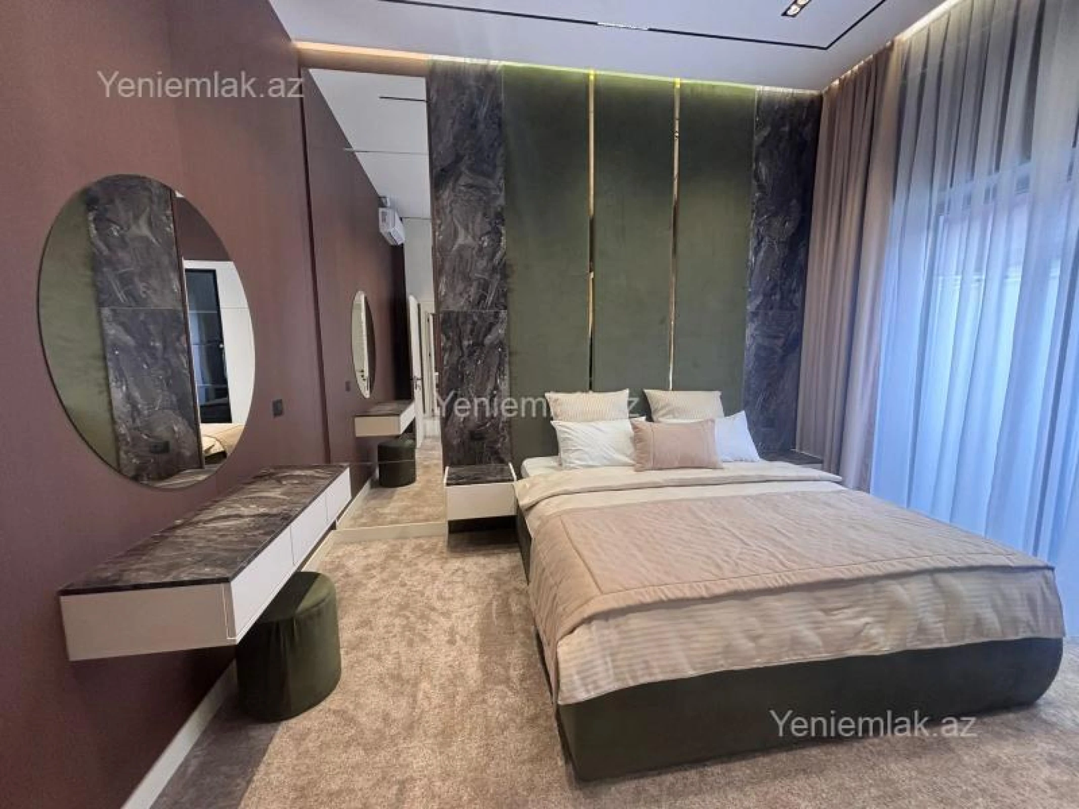 Satılır 5 otaqlı həyət evi 250 m²