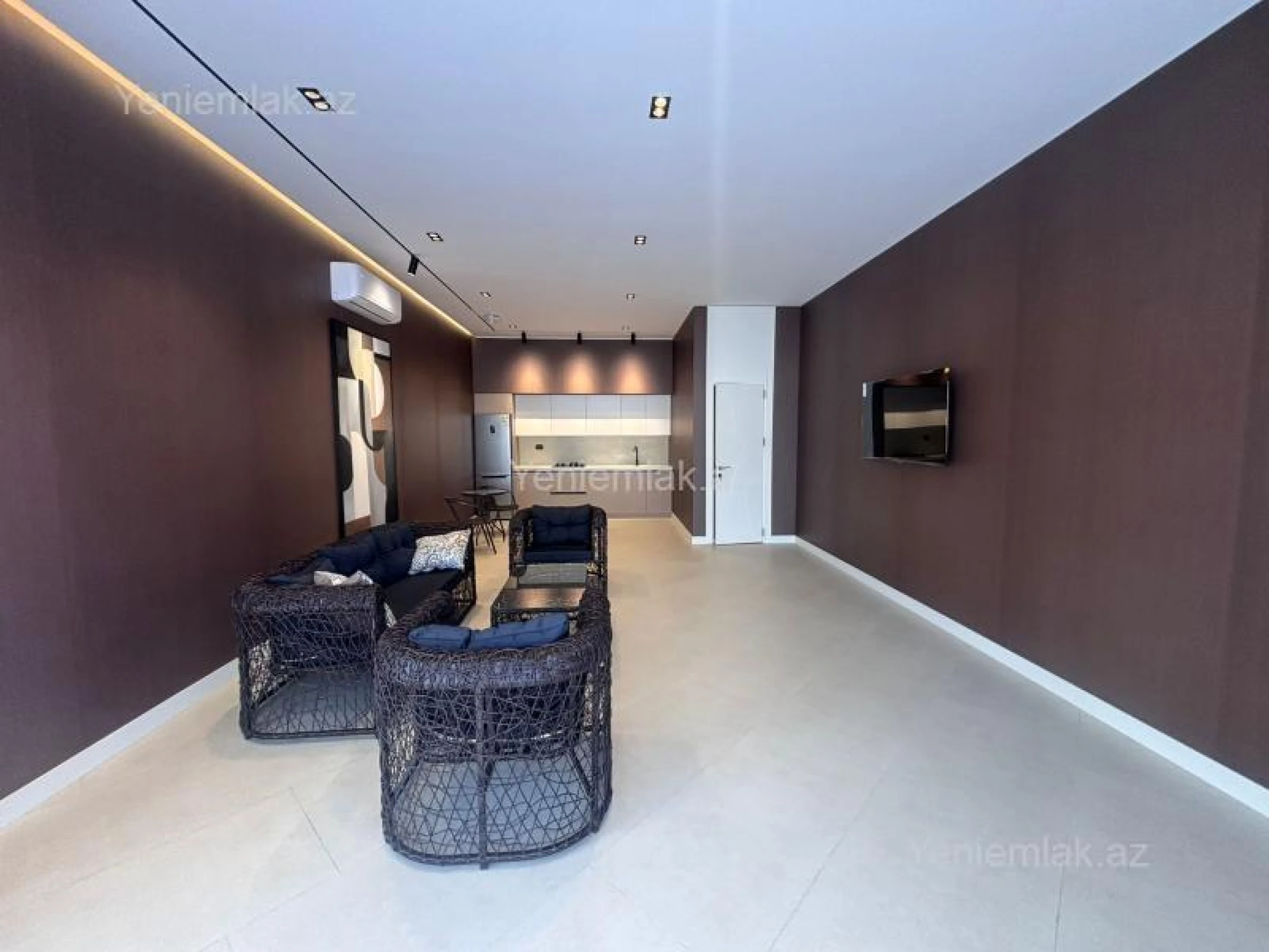 Satılır 5 otaqlı həyət evi 250 m²