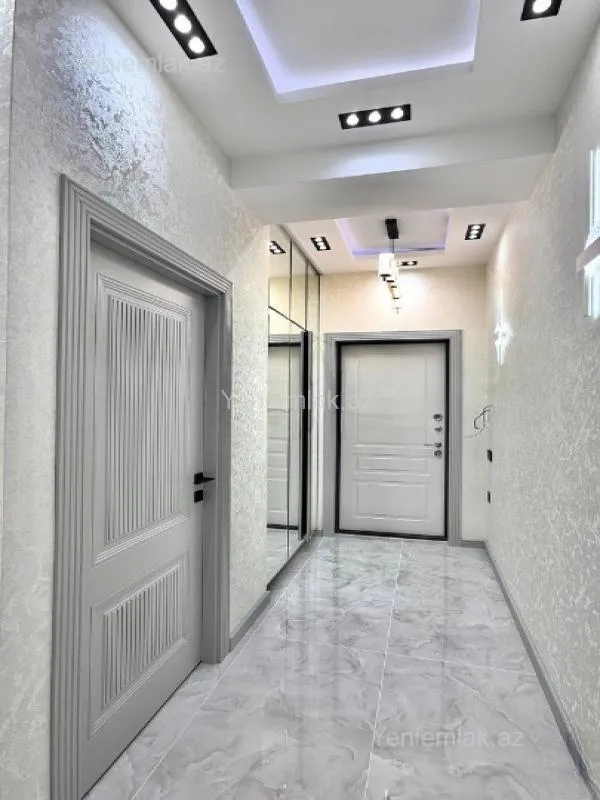 Satılır 2 otaqlı yeni tikili 55 m²