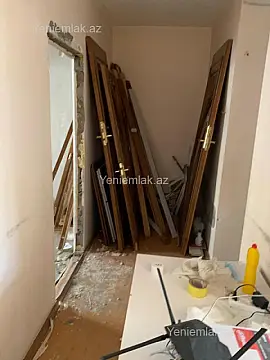 Satılır 2 otaqlı köhnə tikili 70 m²