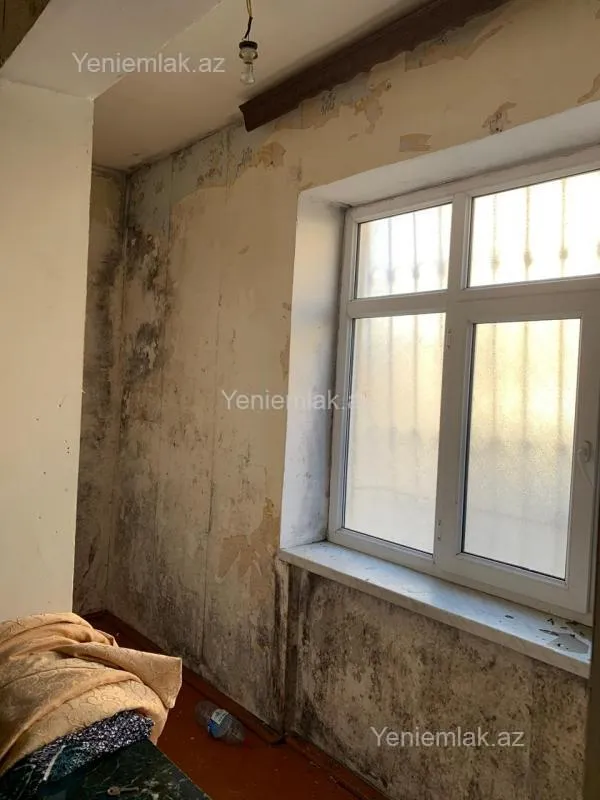 Satılır 2 otaqlı köhnə tikili 70 m²
