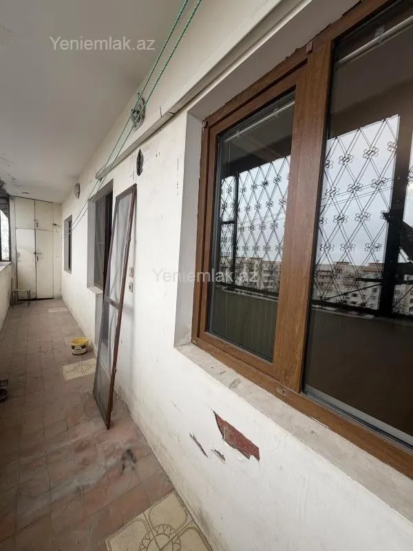 Satılır 4 otaqlı köhnə tikili 112 m²