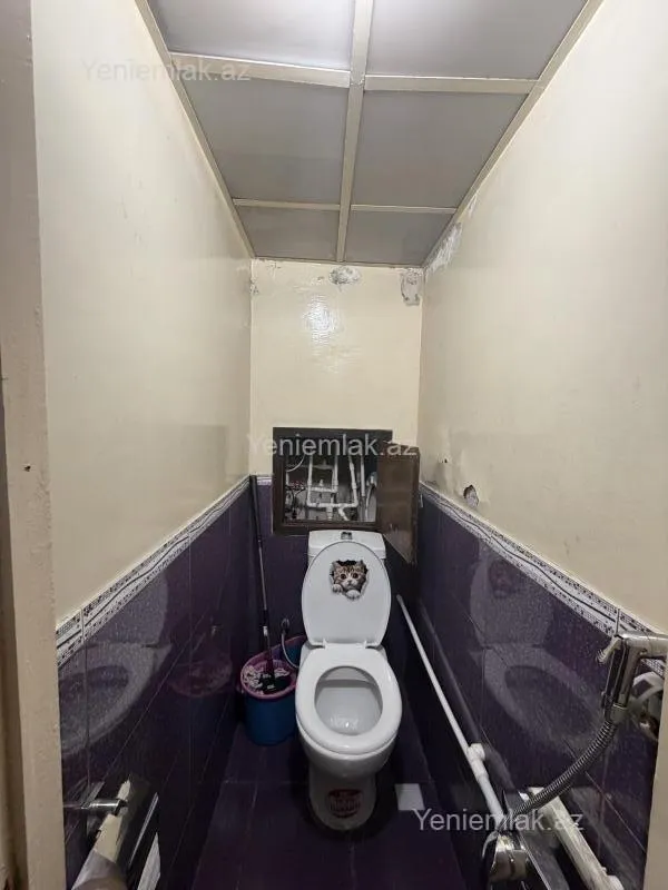 Satılır 2 otaqlı köhnə tikili 62 m²