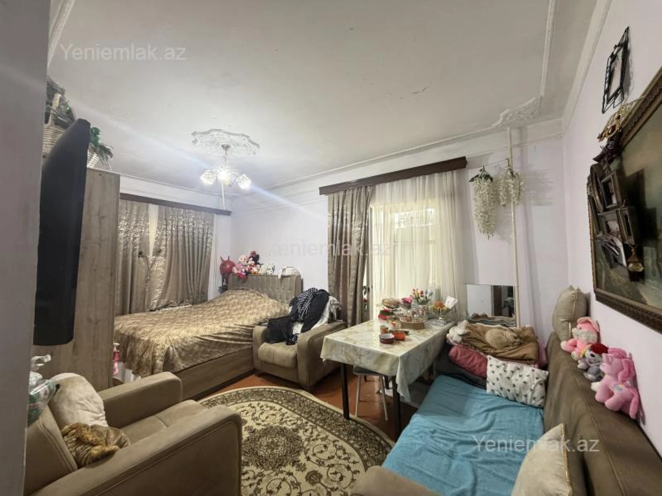 Satılır 2 otaqlı köhnə tikili 62 m²