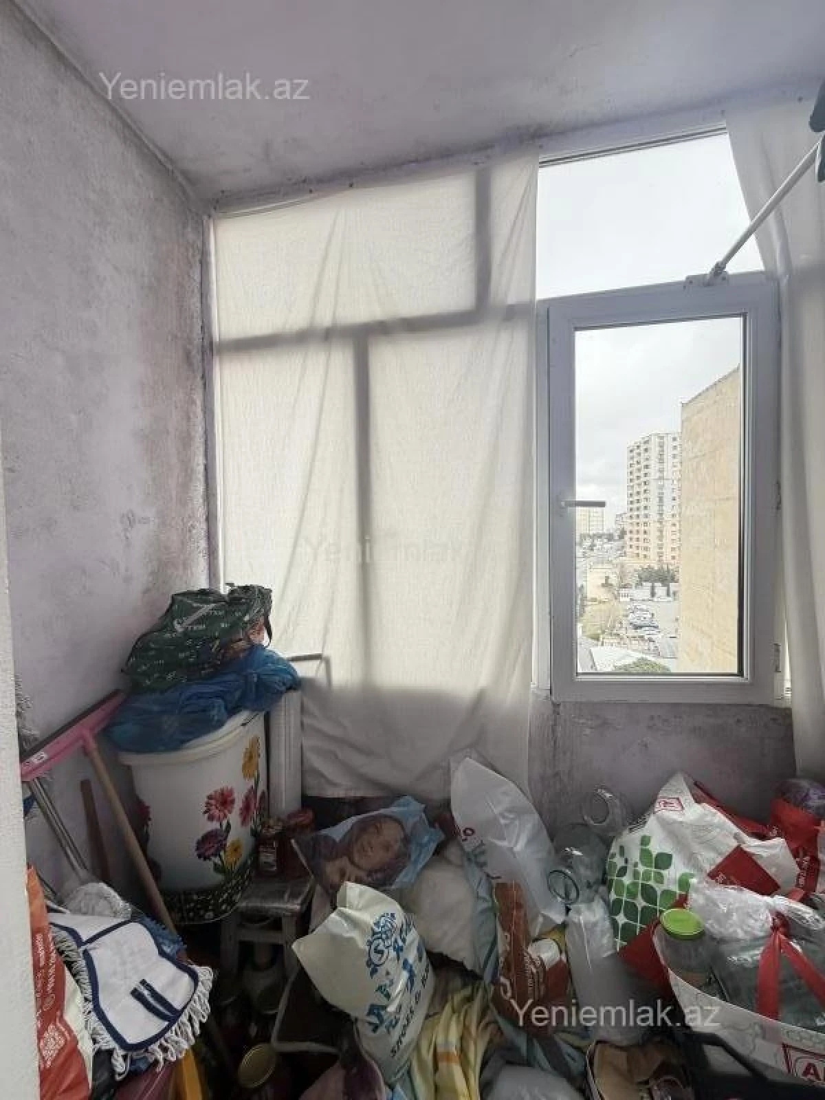 Satılır 2 otaqlı köhnə tikili 62 m²