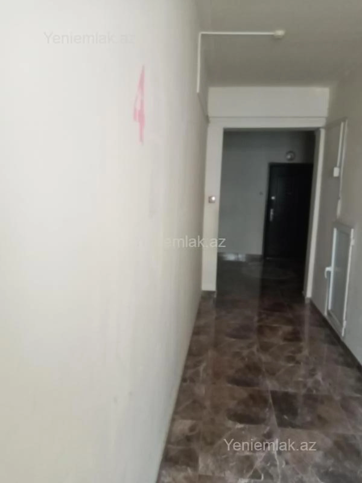 Satılır 2 otaqlı yeni tikili 83 m²