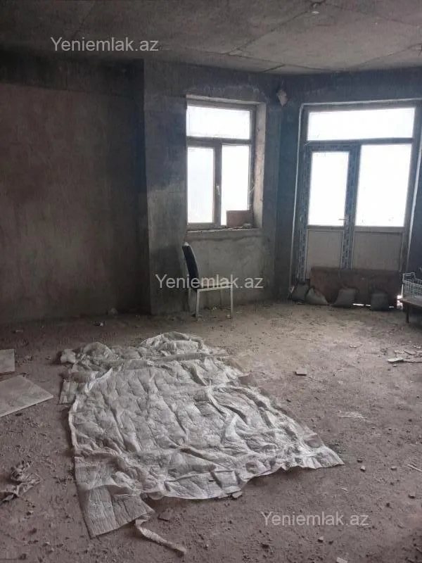 Satılır 2 otaqlı yeni tikili 83 m²