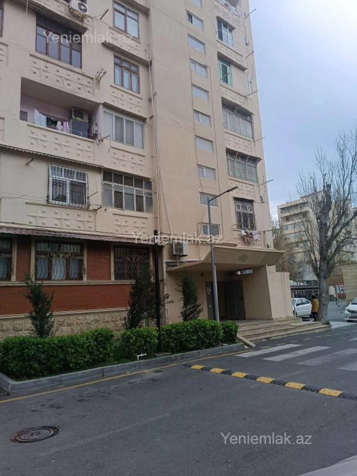 Satılır 3 otaqlı köhnə tikili 80 m²