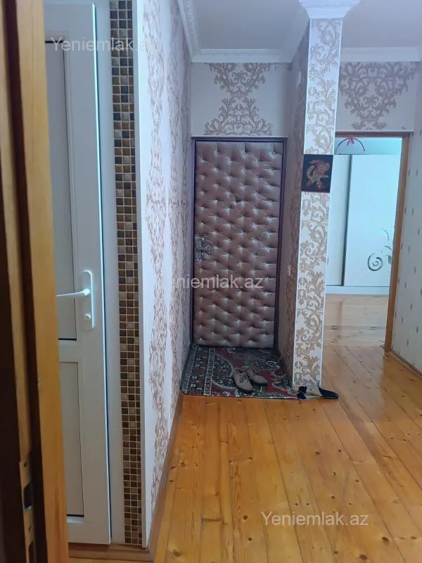 Satılır 3 otaqlı köhnə tikili 80 m²
