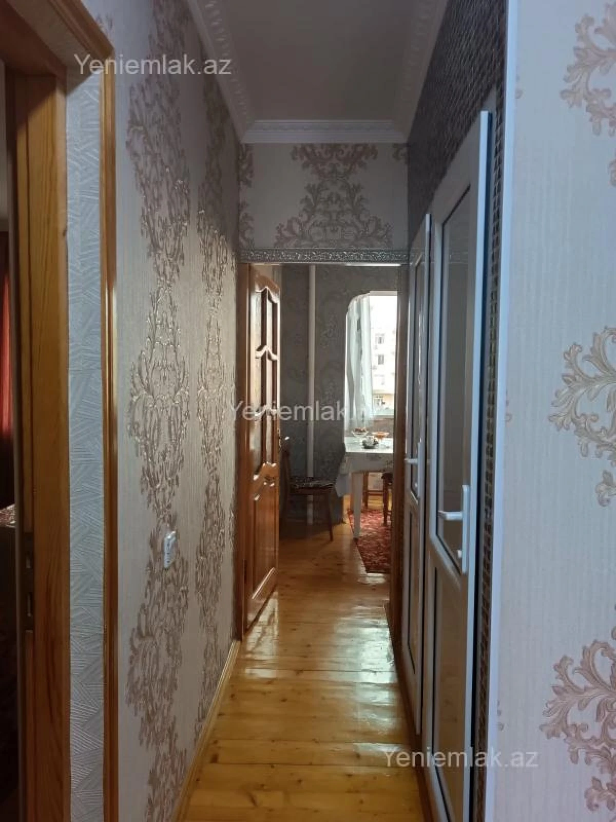 Satılır 3 otaqlı köhnə tikili 80 m²