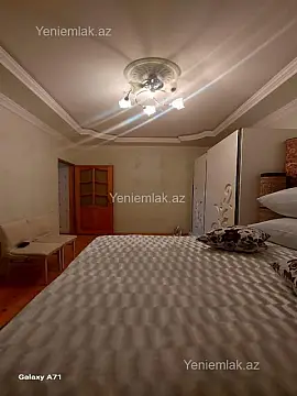 Satılır 3 otaqlı köhnə tikili 80 m²
