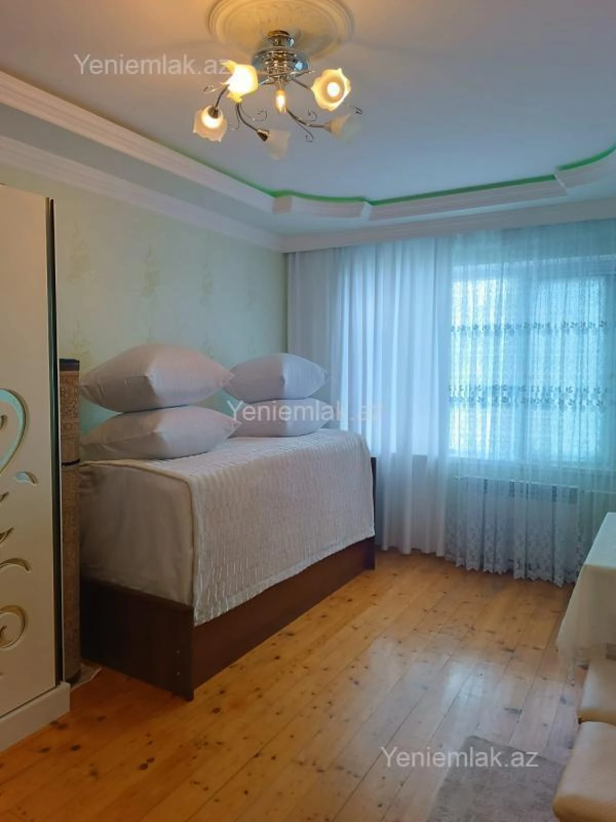 Satılır 3 otaqlı köhnə tikili 80 m²