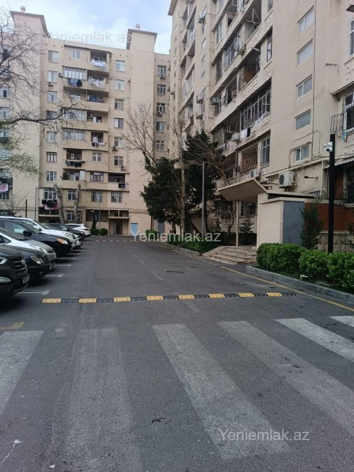 Satılır 3 otaqlı köhnə tikili 80 m²