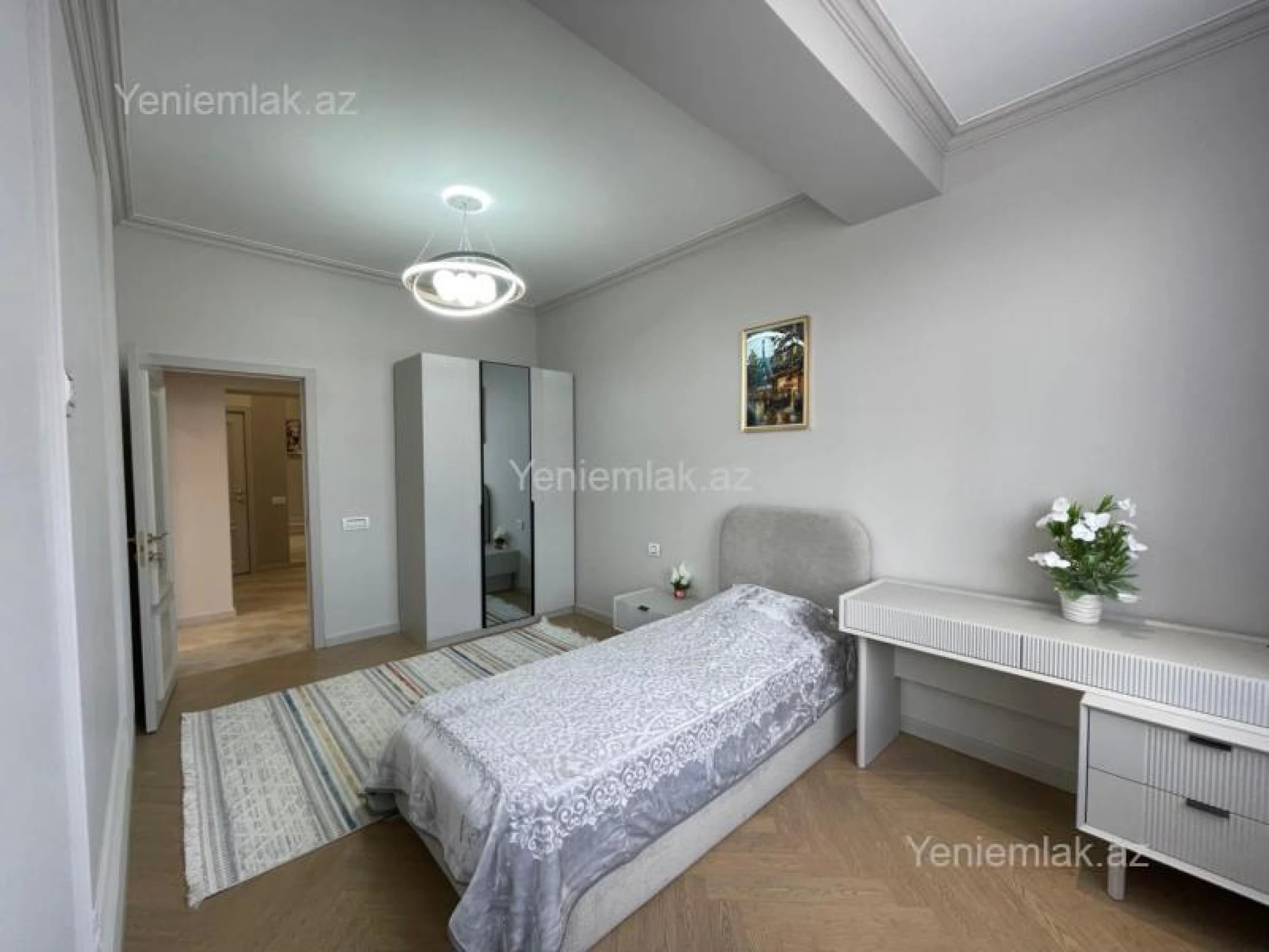 Satılır 3 otaqlı yeni tikili 111.2 m²