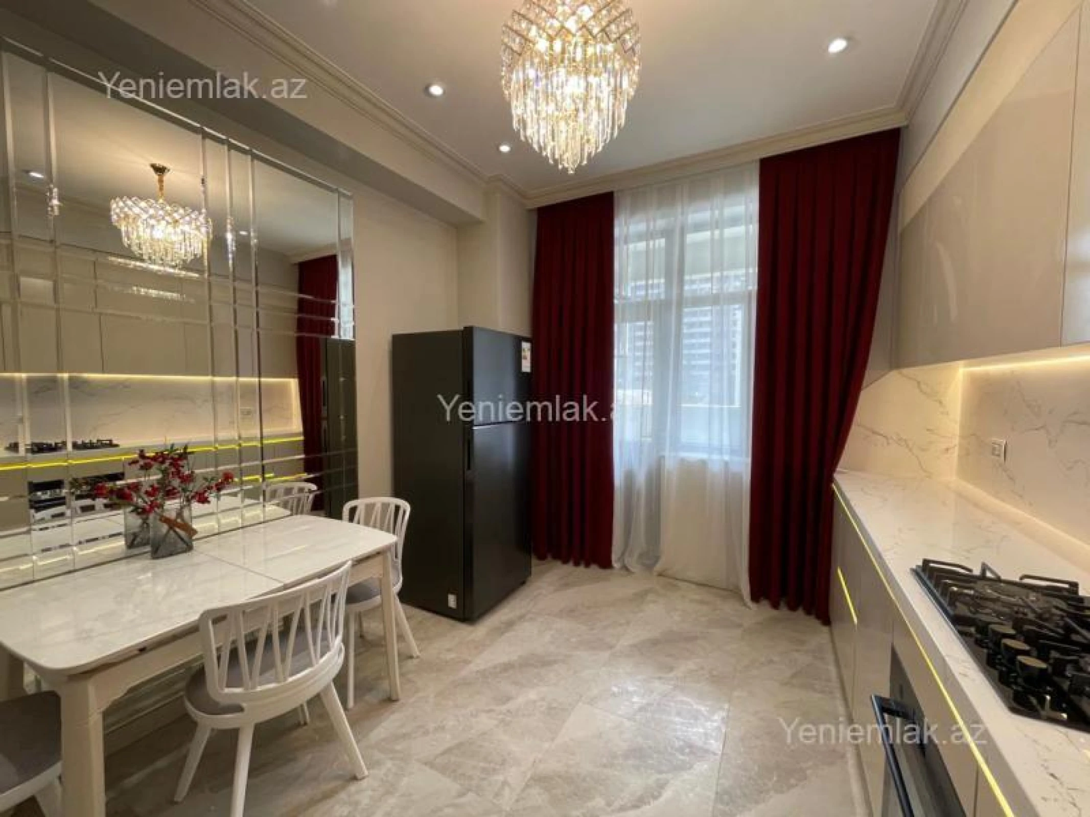 Satılır 3 otaqlı yeni tikili 111.2 m²