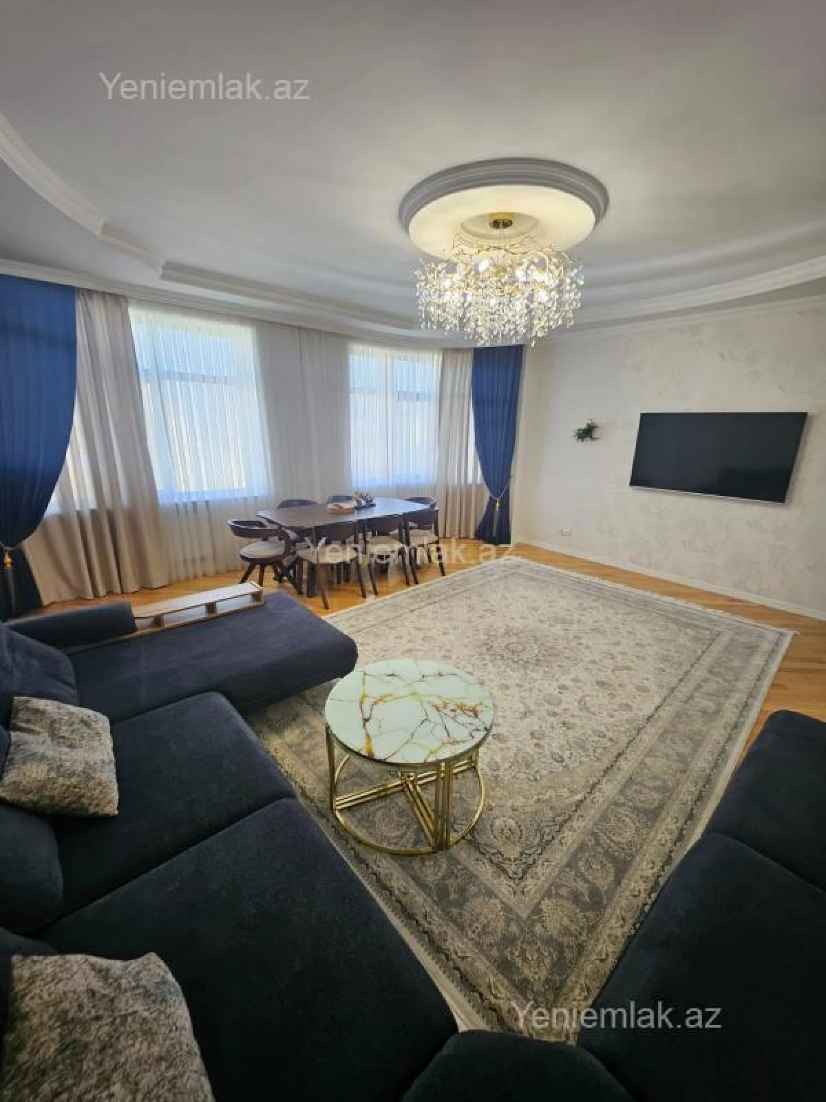 Satılır 3 otaqlı yeni tikili 130 m²