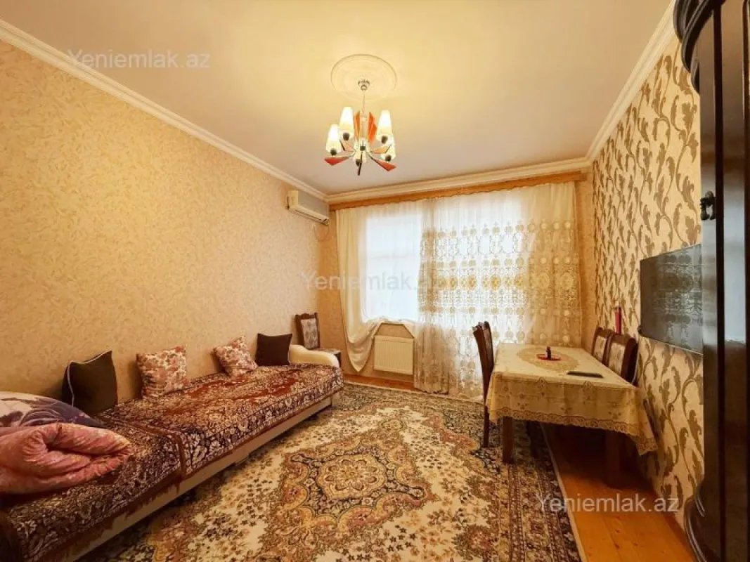 Satılır 3 otaqlı yeni tikili 110 m²