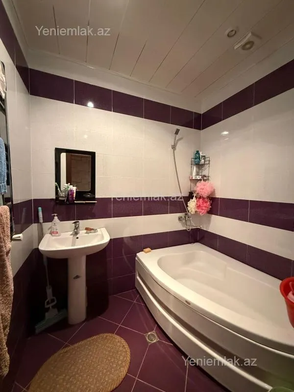 Satılır 3 otaqlı yeni tikili 110 m²