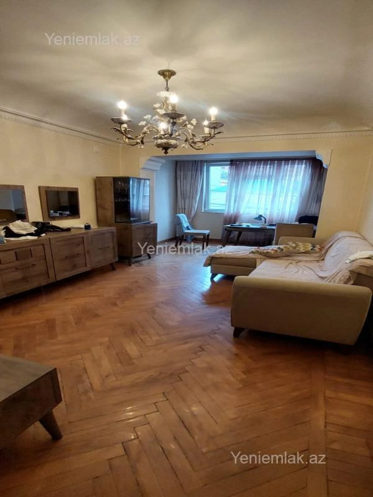 Satılır 3 otaqlı köhnə tikili 85 m²