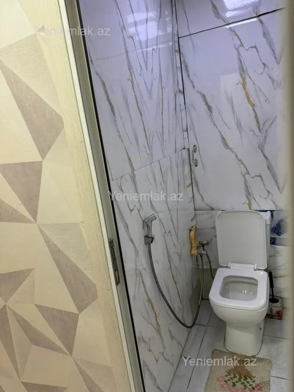 Satılır 1 otaqlı köhnə tikili 35 m²