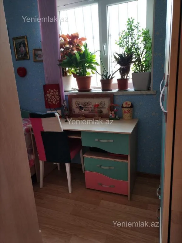 Satılır 3 otaqlı köhnə tikili 55 m²