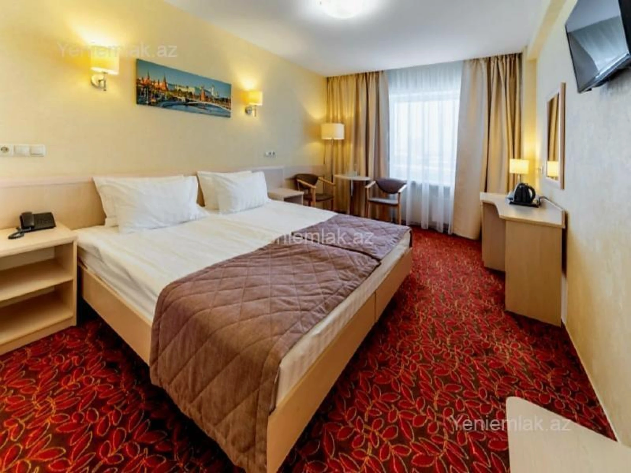 Satılır 16 otaqlı obyekt 4500 m²