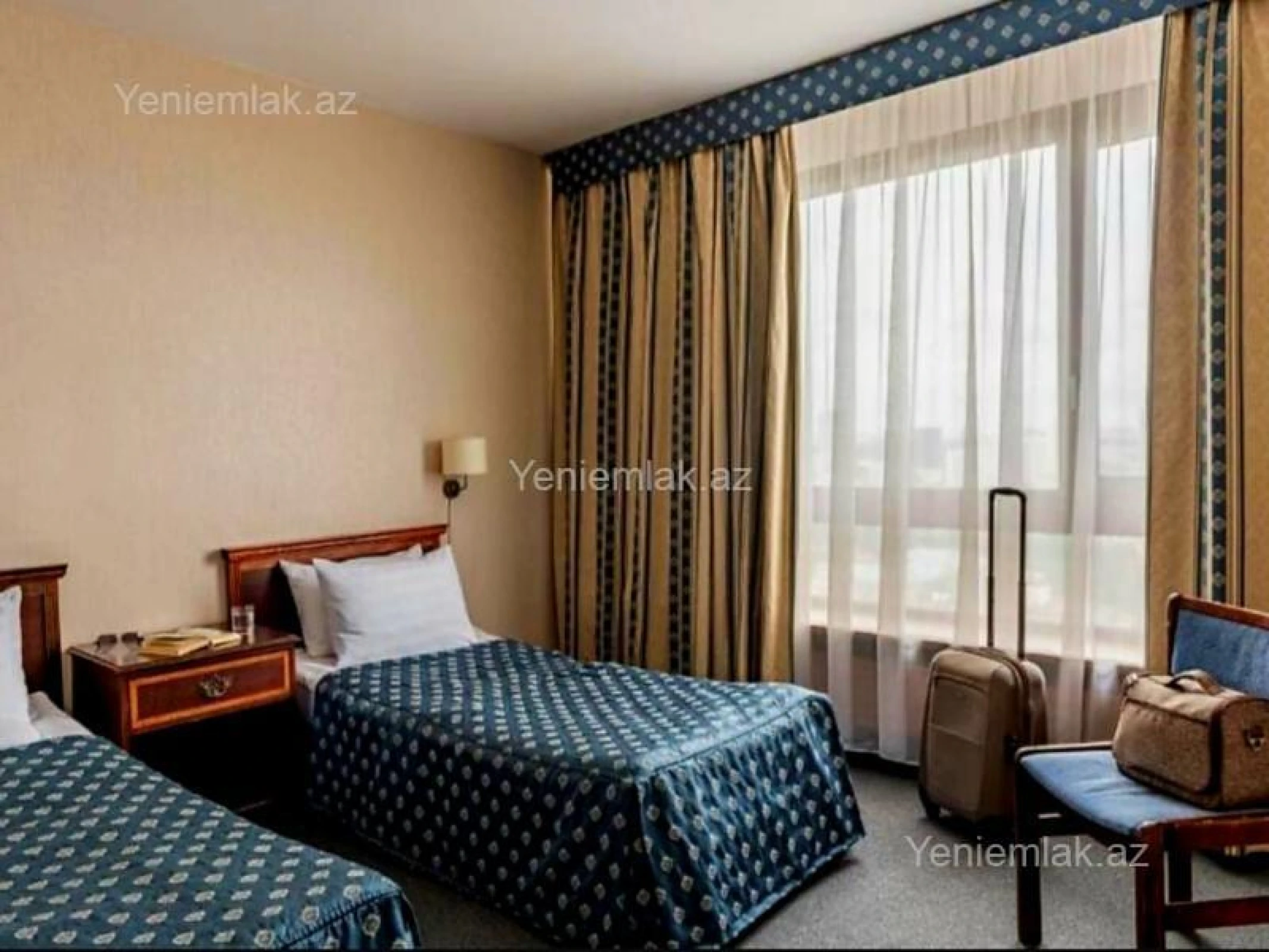 Satılır 16 otaqlı obyekt 4500 m²